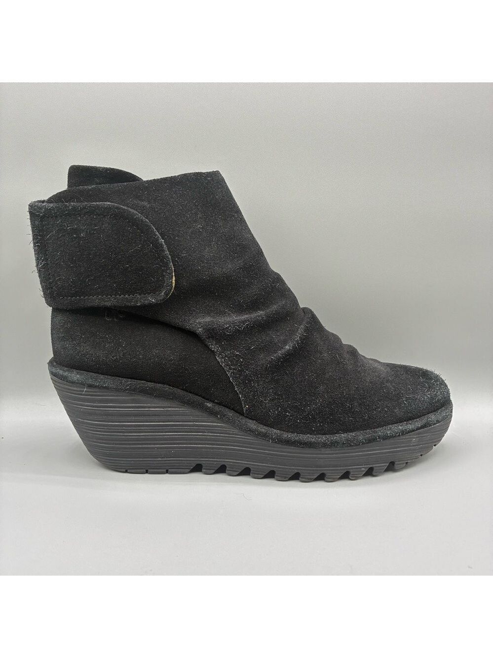 Fly London Yegi Suede Wedge Ankle Booties Women’s 39 Black Slouchy Boots